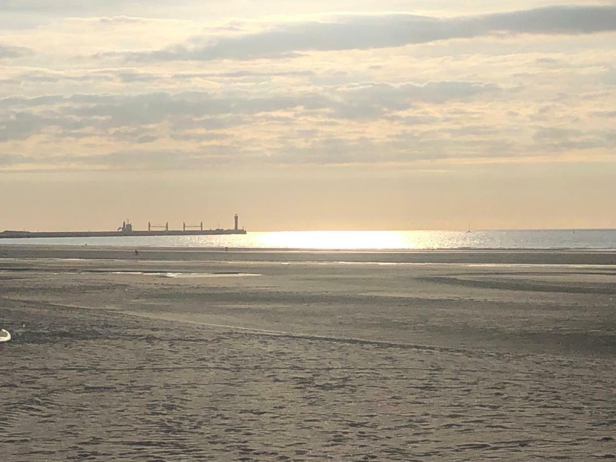 Une Escapade Tranquille, Proche De La Plage ! Dunkirk المظهر الخارجي الصورة